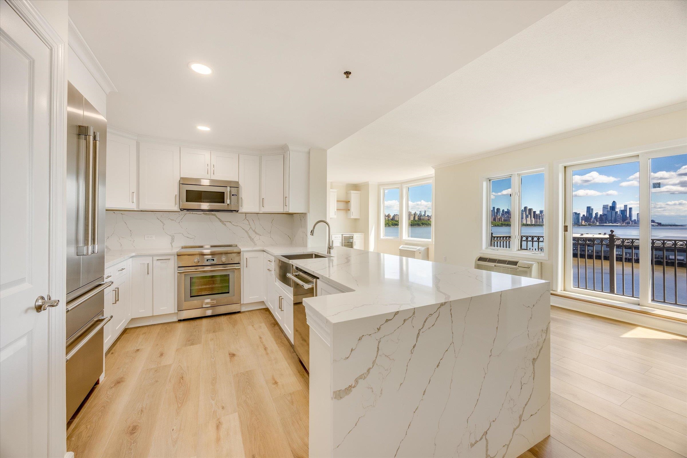 6315 CITY PL Unit: 6315