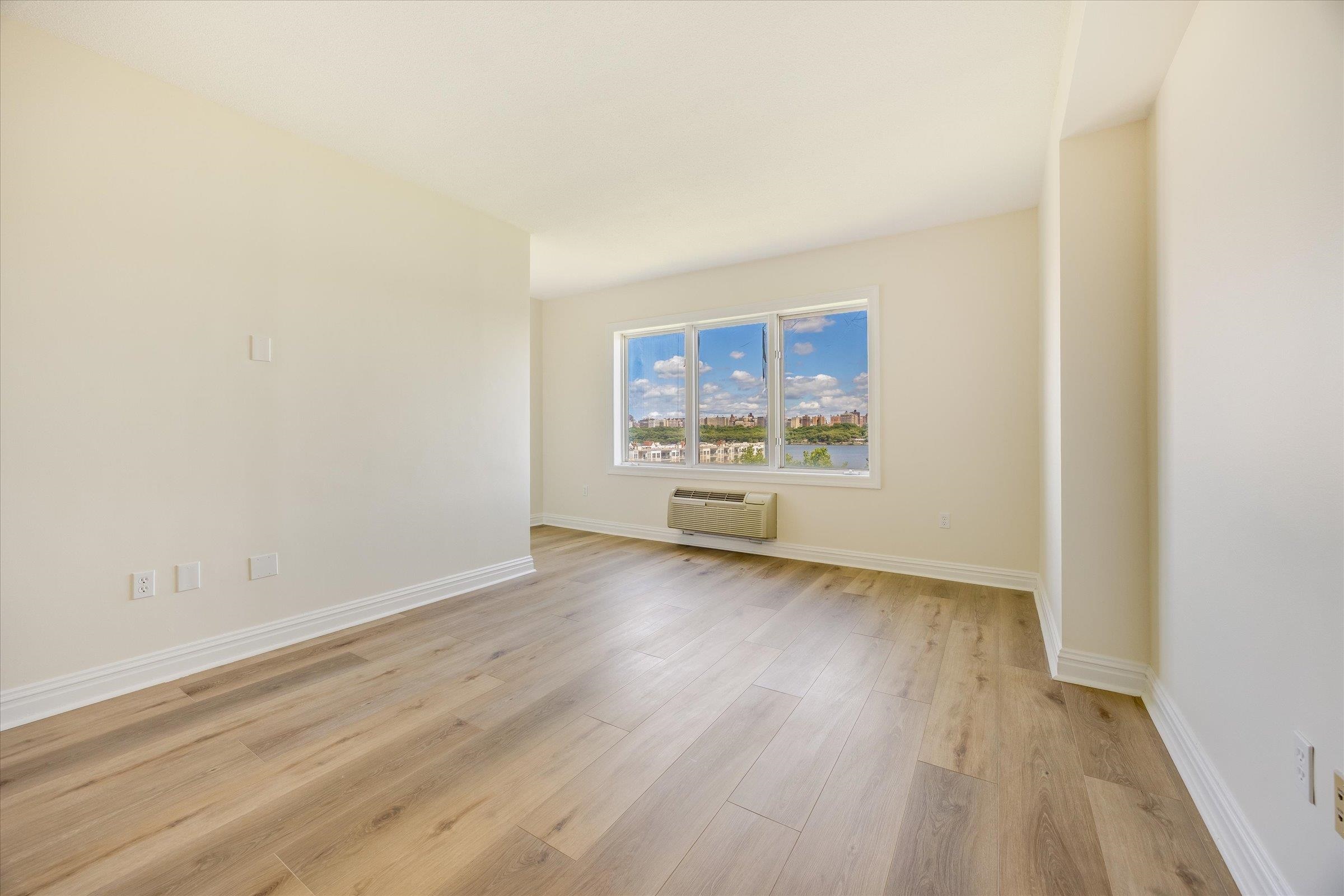 6315 CITY PL Unit: 6315