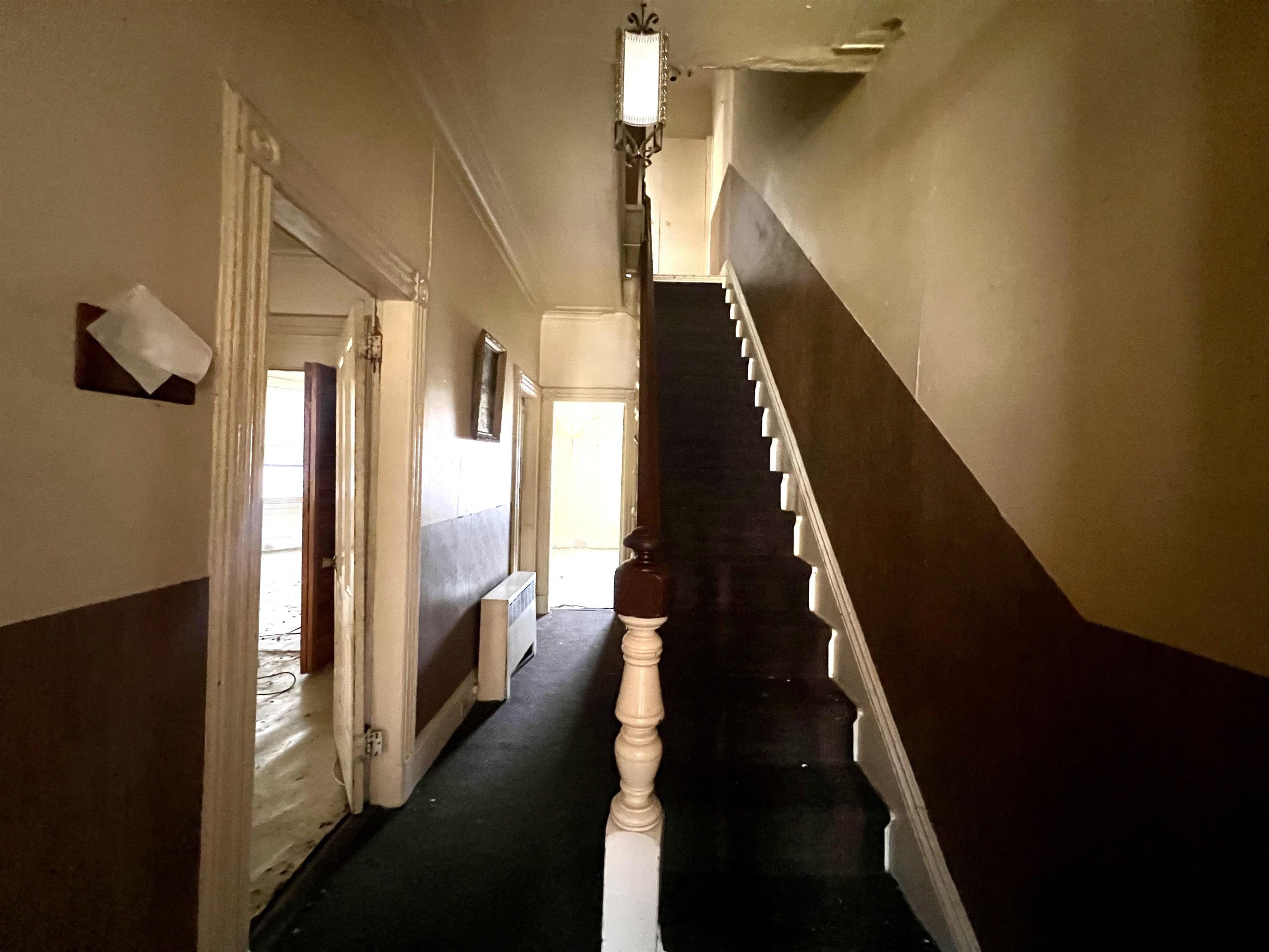 262 CLERK ST