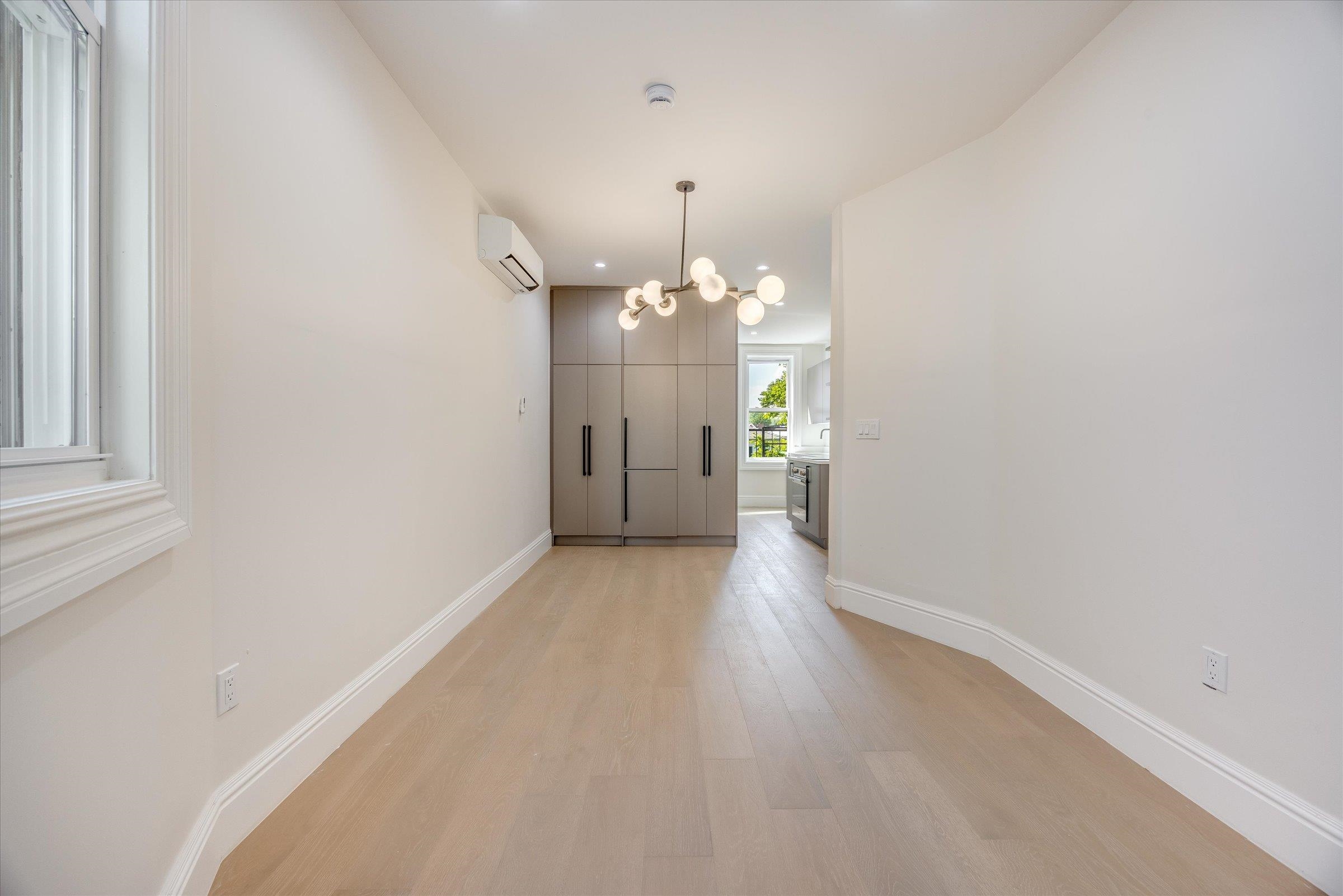 147 NEW YORK AVE Unit: 3L