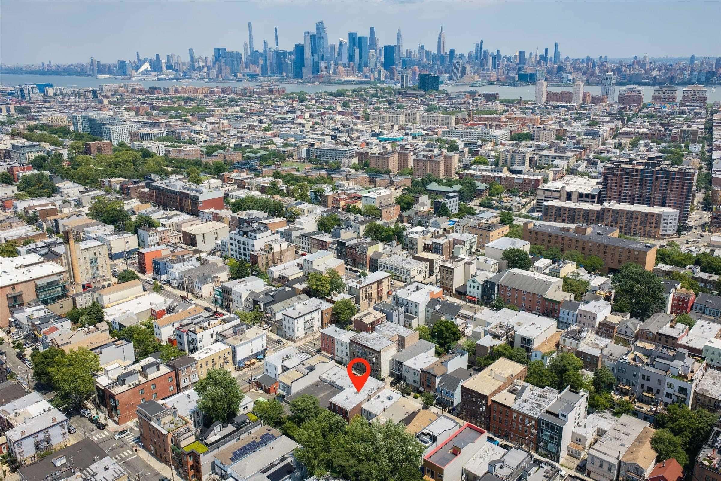 147 NEW YORK AVE Unit: 3L