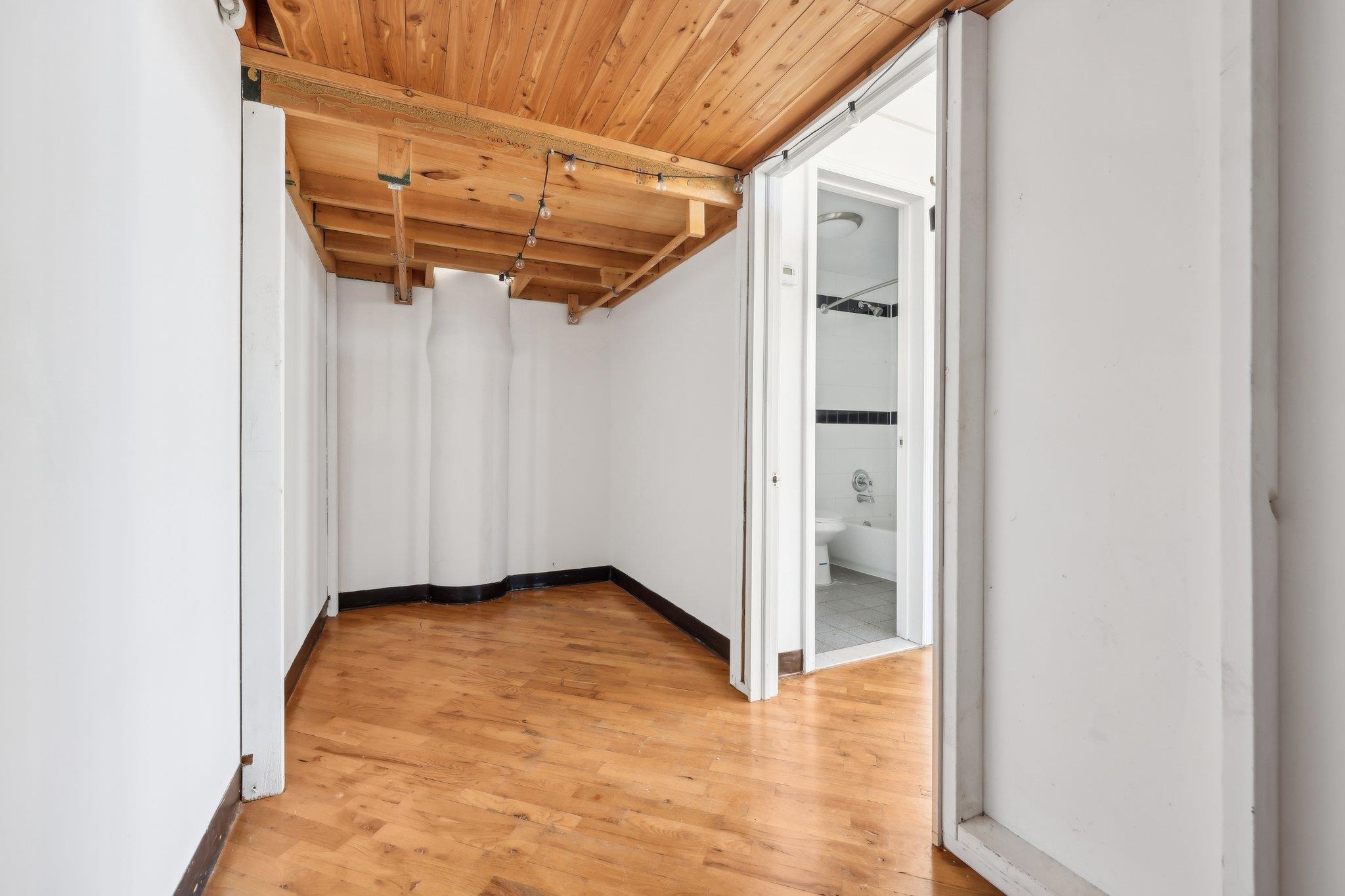 2 UNION ST Unit: 1G