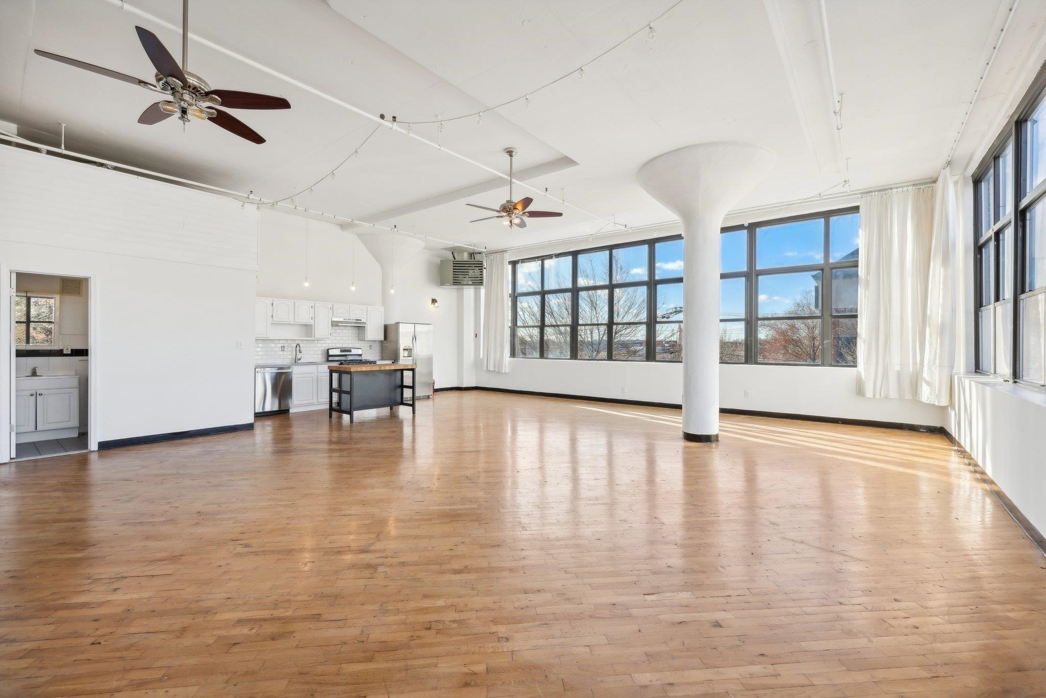 2 UNION ST Unit: 1G