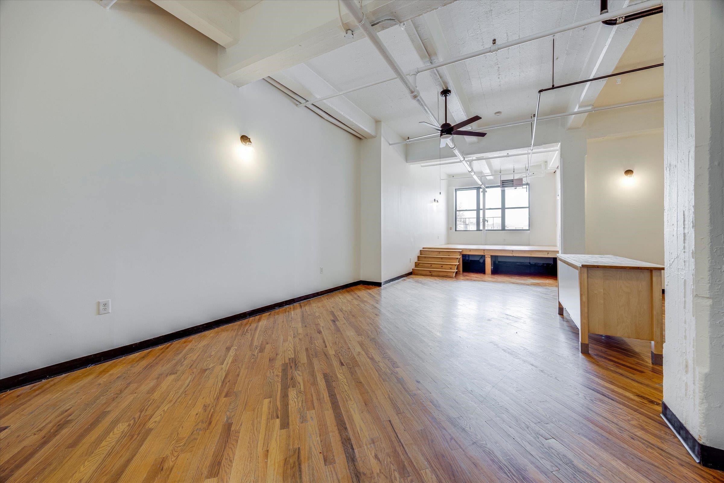 2 UNION ST Unit: 1L