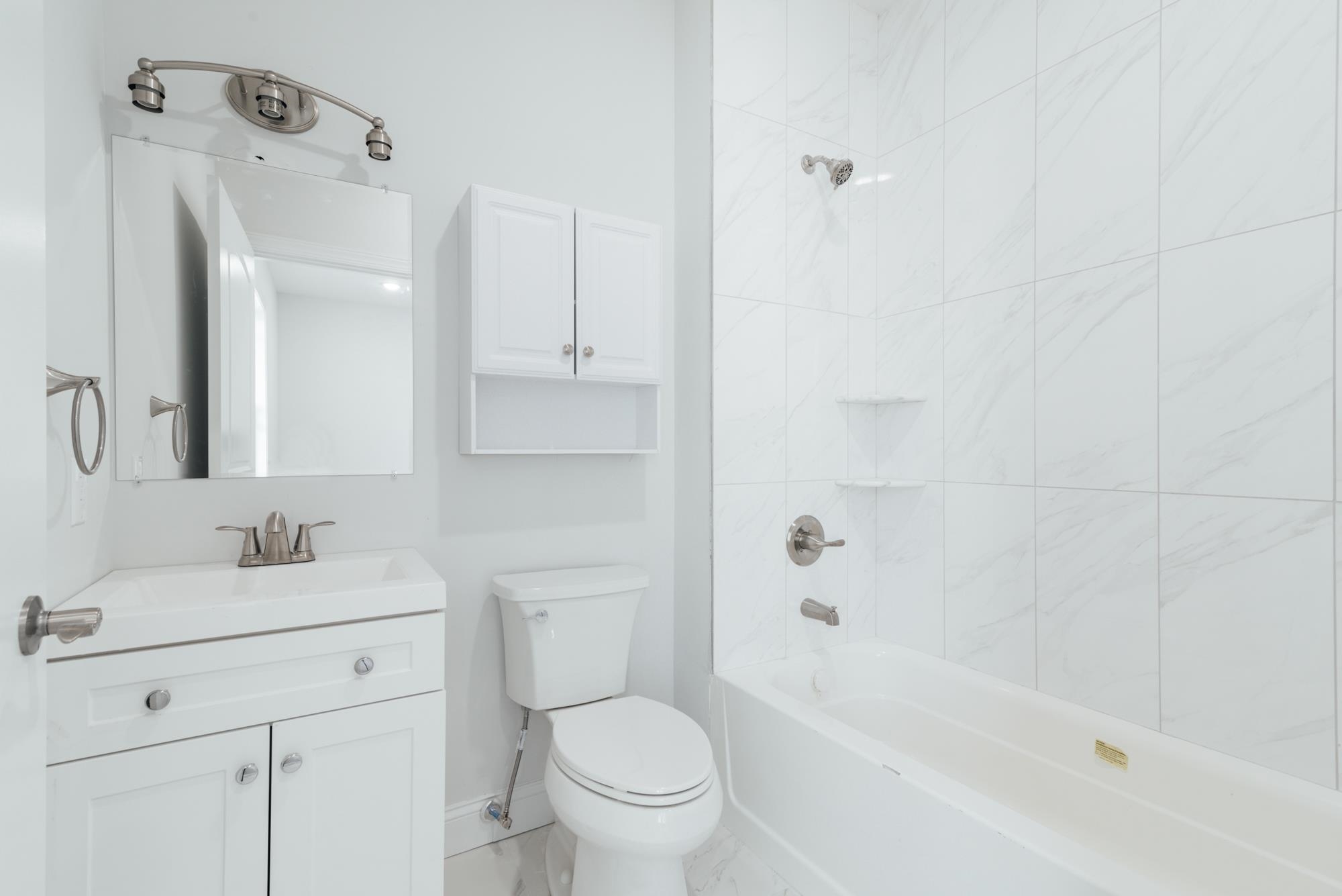 144 BERGEN AVE Unit: 2A