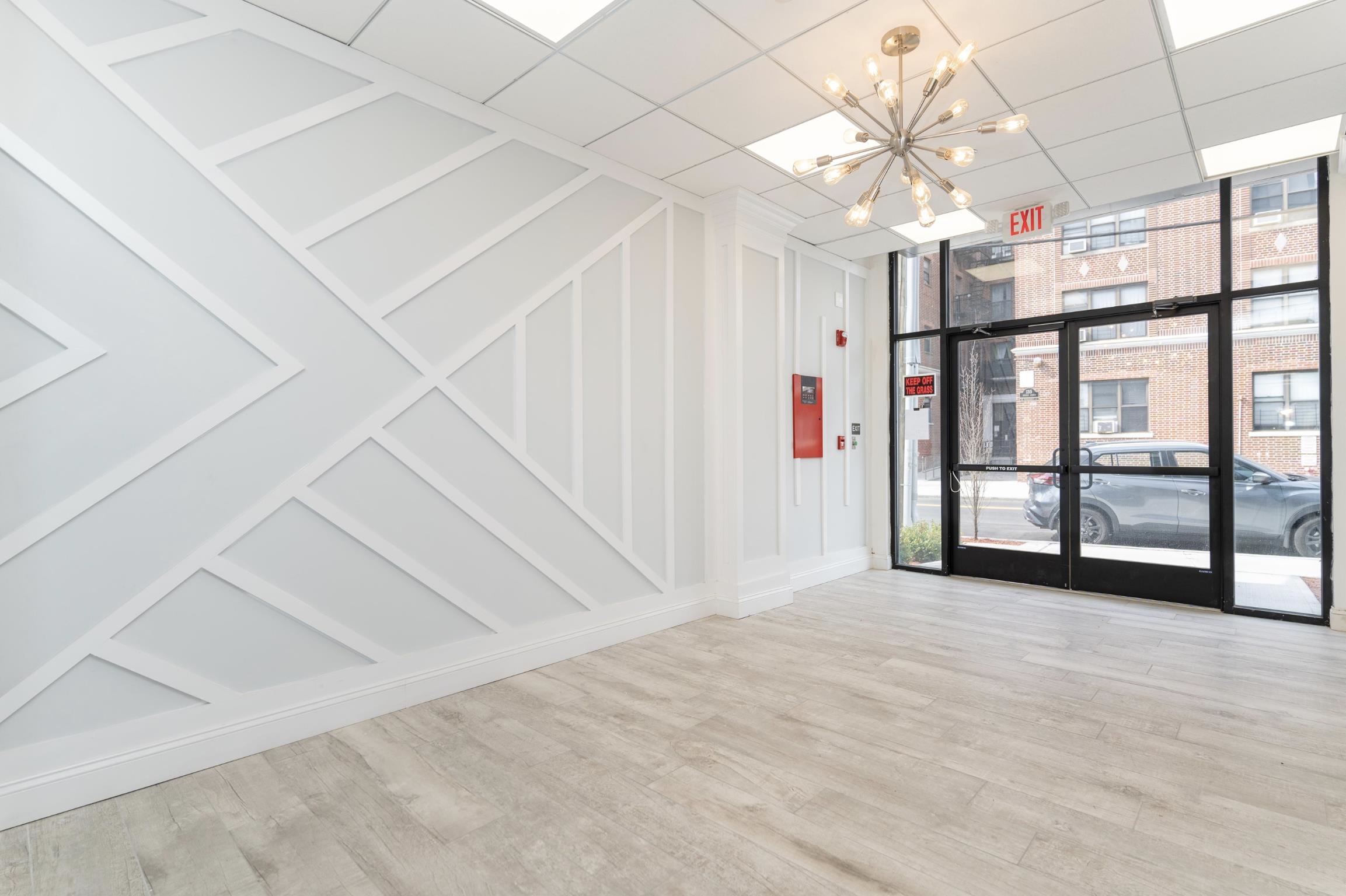 144 BERGEN AVE Unit: 2A