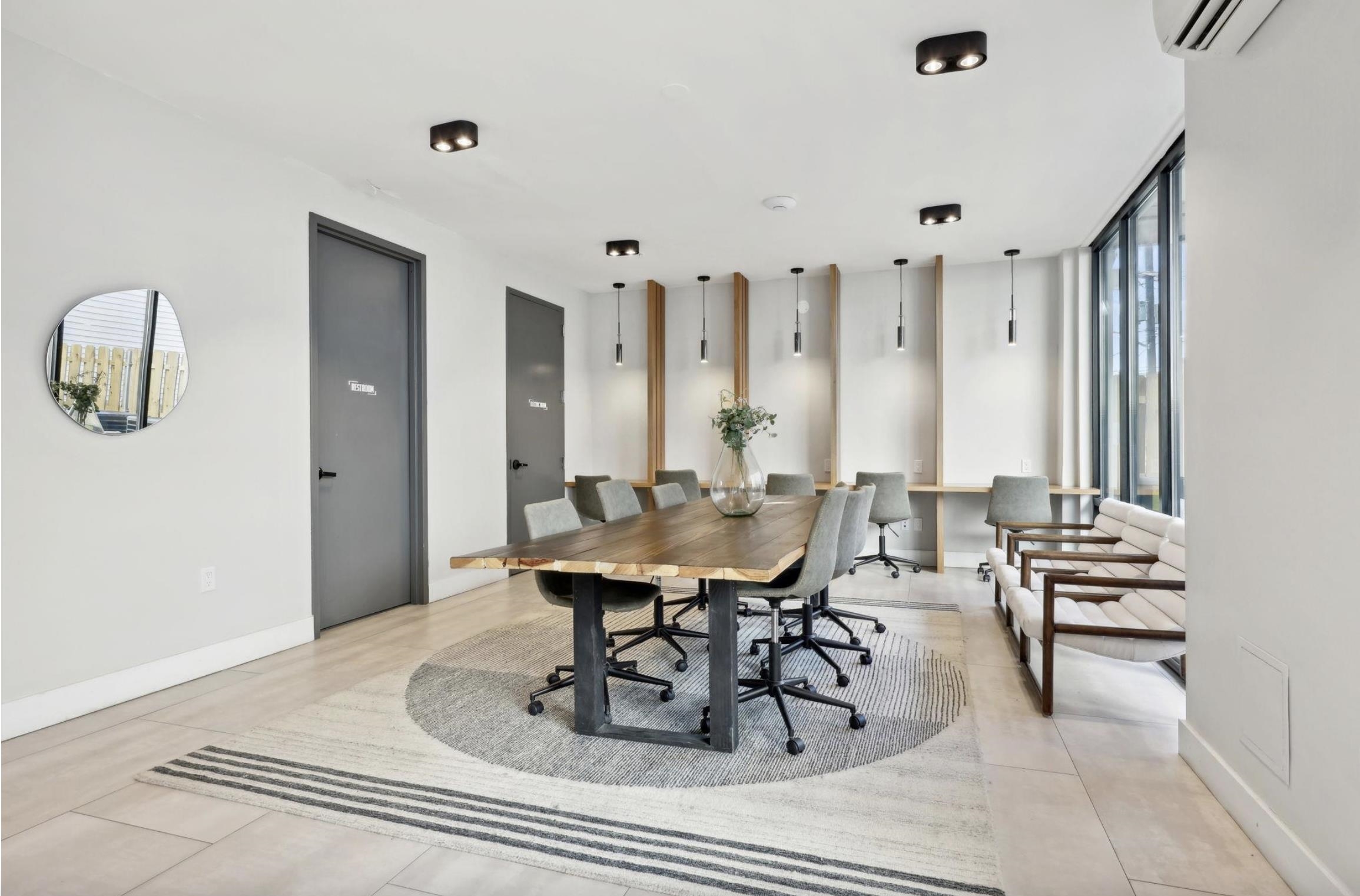 424 ARLINGTON AVE Unit: 305