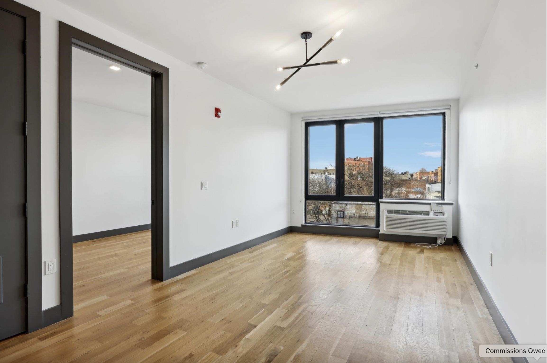 424 ARLINGTON AVE Unit: 305