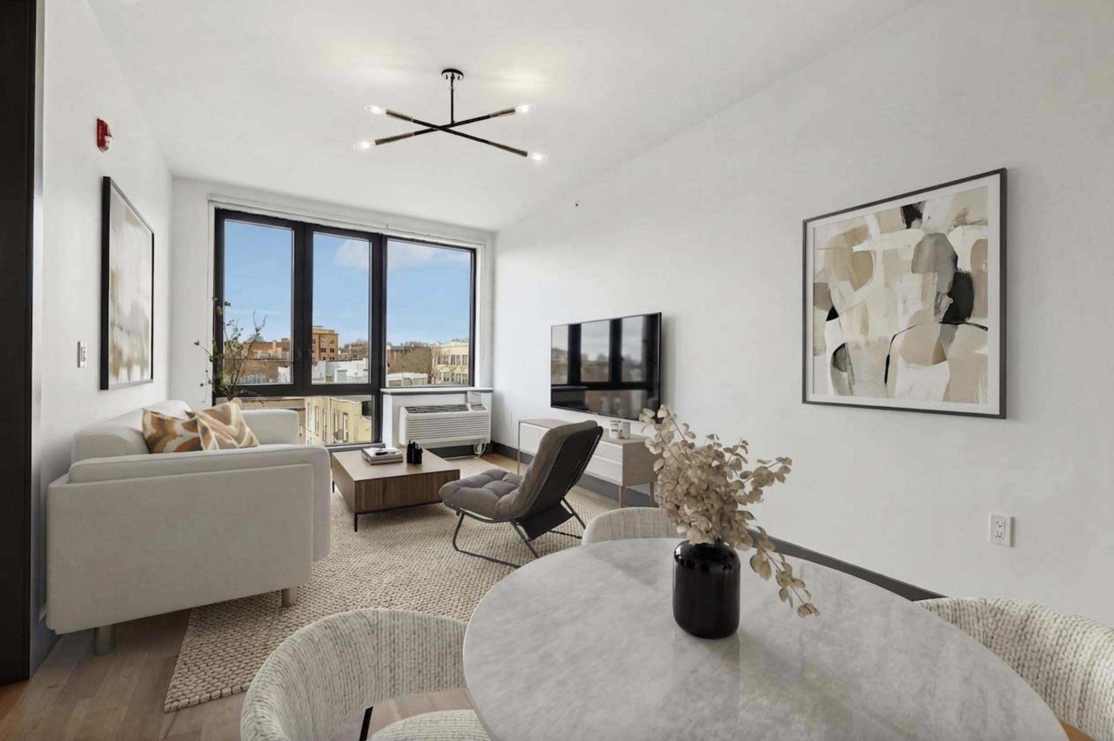 424 ARLINGTON AVE Unit: 305