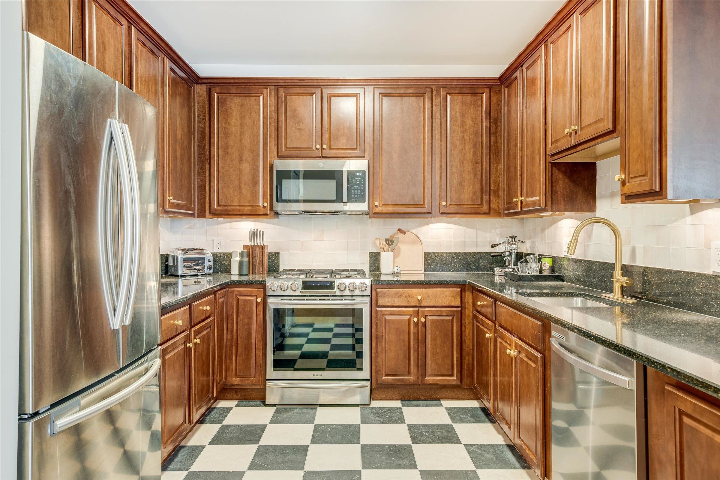 7312 COVENTRY CT Unit: 7312