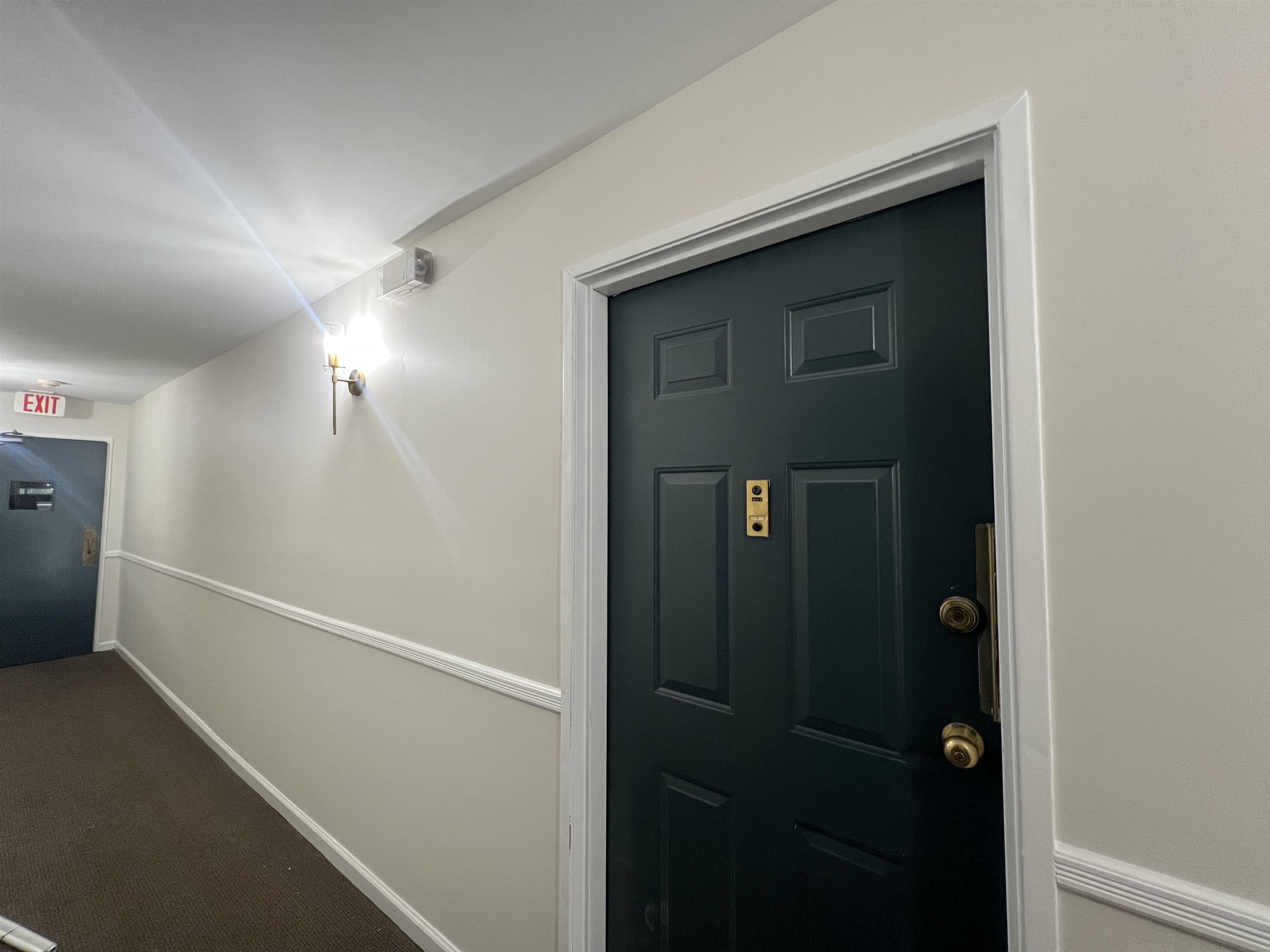 6111 PARK AVE Unit: 1B