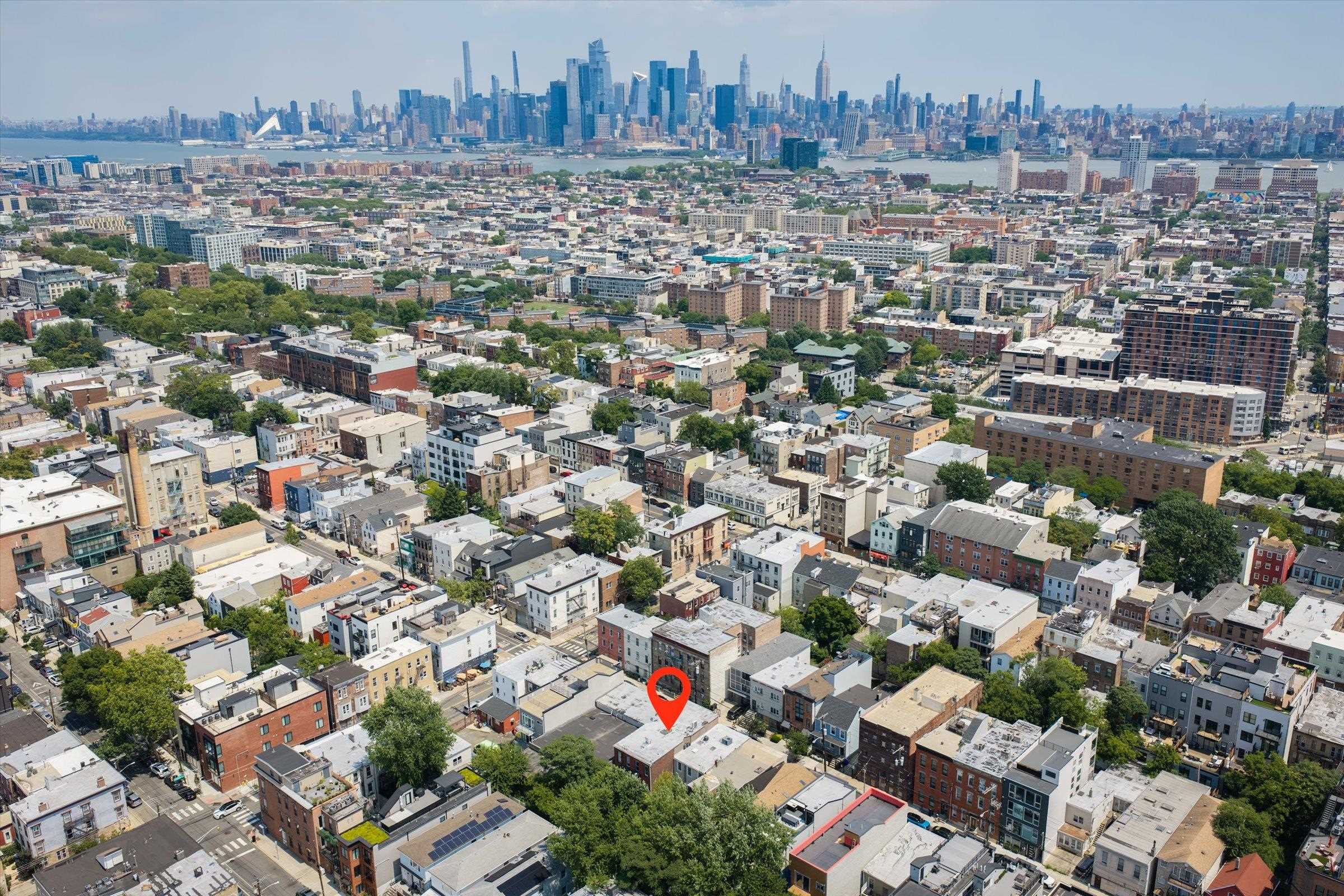 147 NEW YORK AVE Unit: 3L