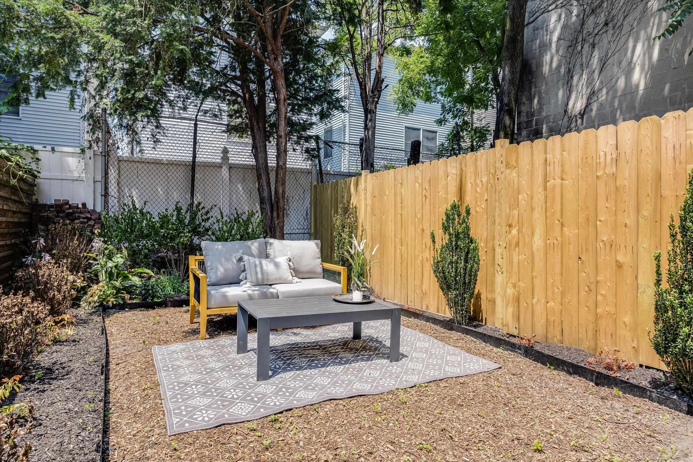 147 NEW YORK AVE Unit: 3L