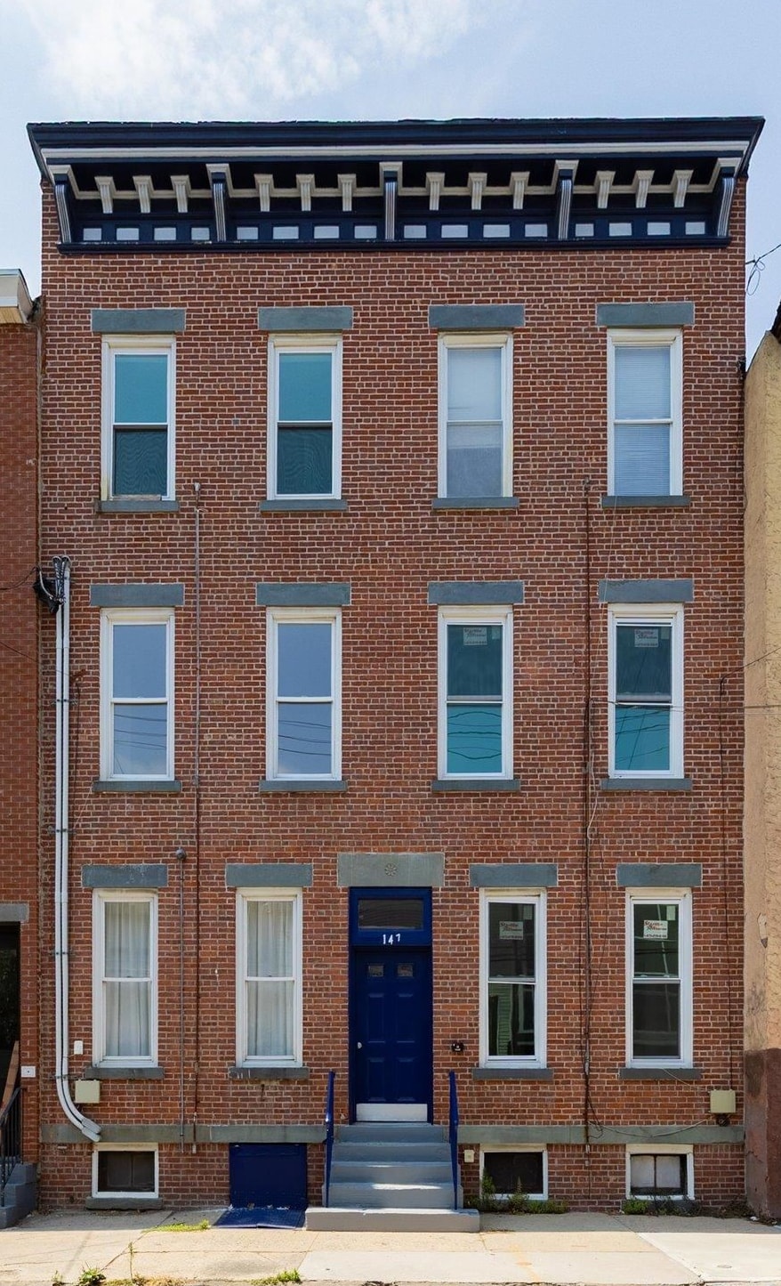 147 NEW YORK AVE Unit: 3L