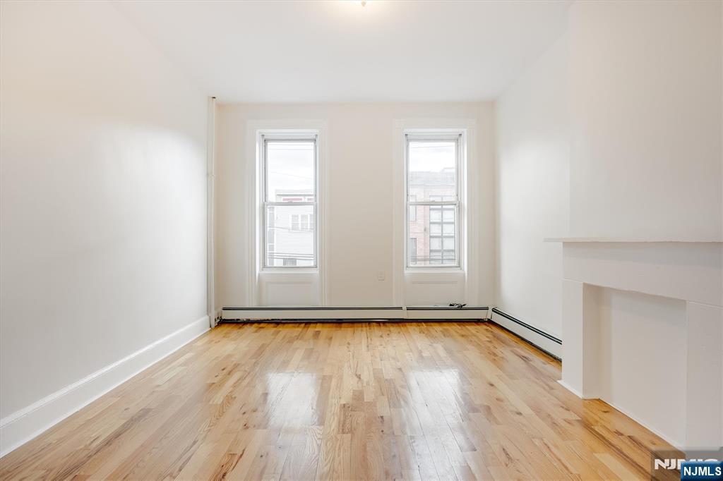 147 New York Avenue 2L