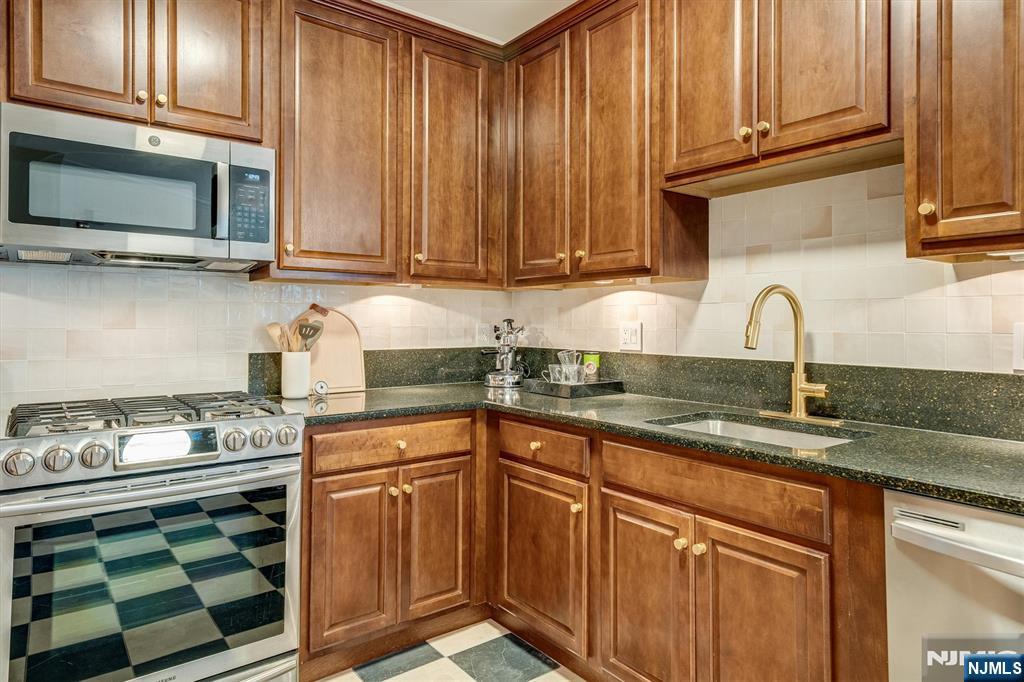 7312 Coventry Court