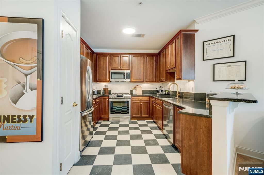 7312 Coventry Court
