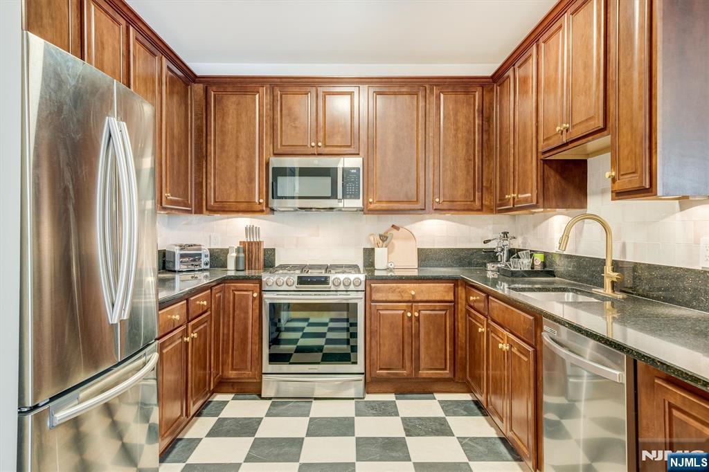 7312 Coventry Court
