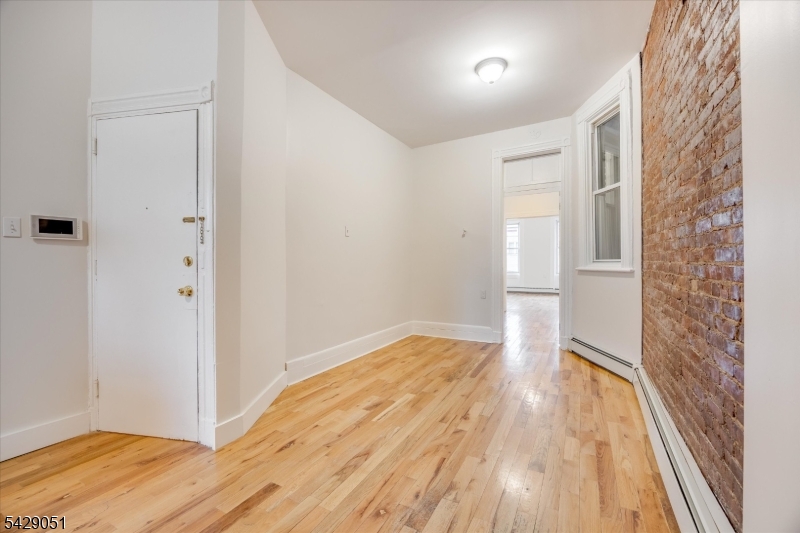 147 New York Ave 2L