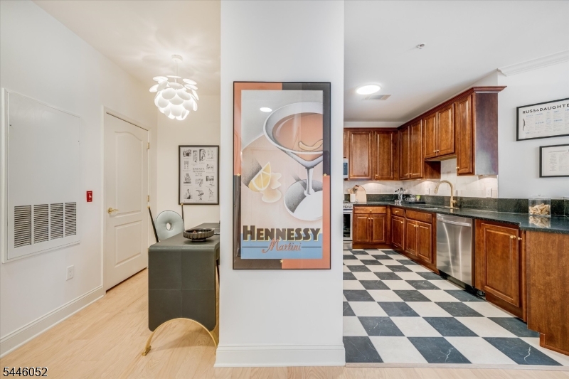 7312 Coventry Ct 312