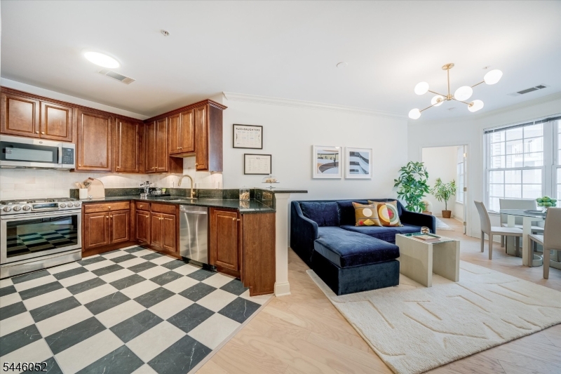 7312 Coventry Ct 312