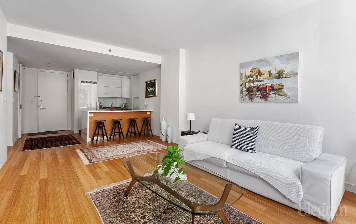 303 E 33rd Street 2-L