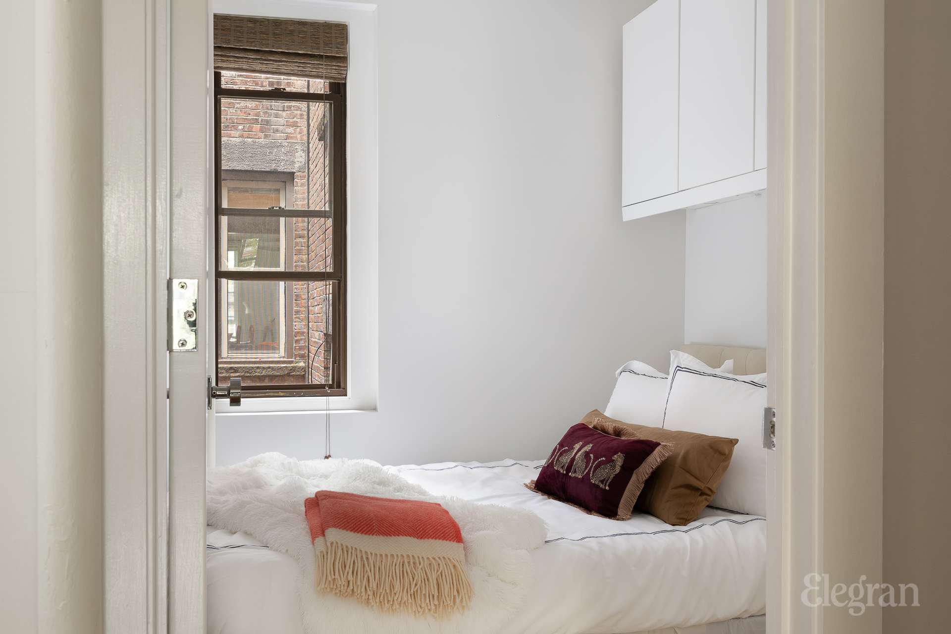 140 W 10th Street 3FE