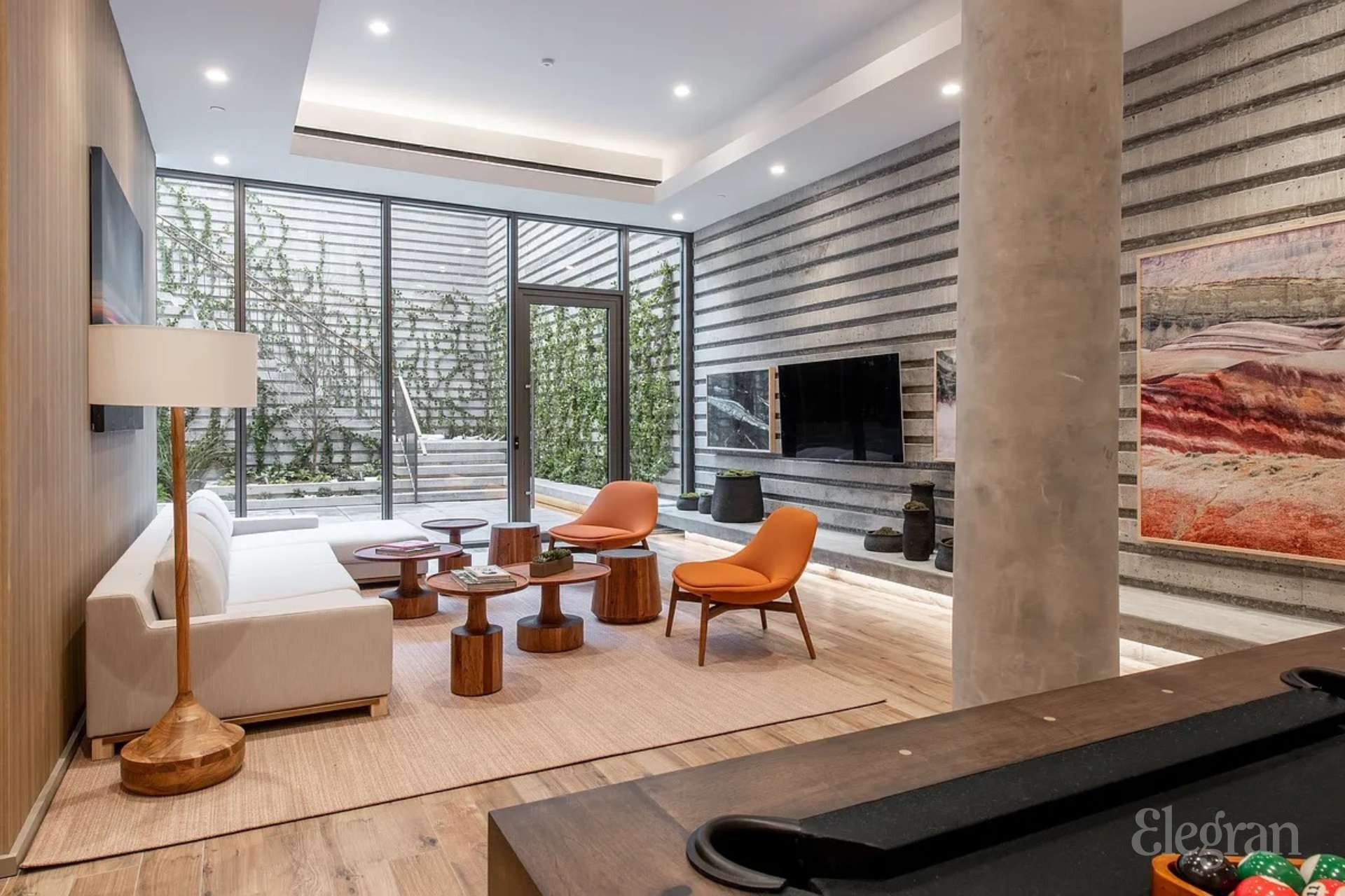 561 Pacific Street 401