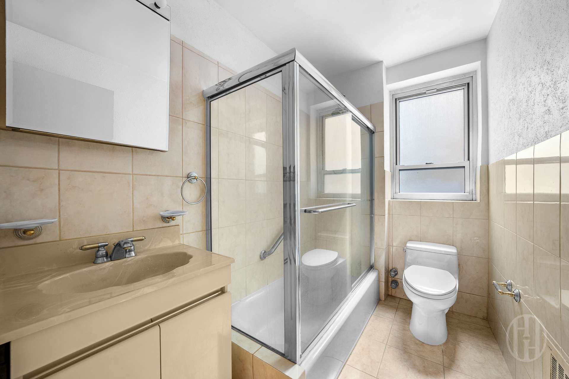 45 E End Avenue 3J