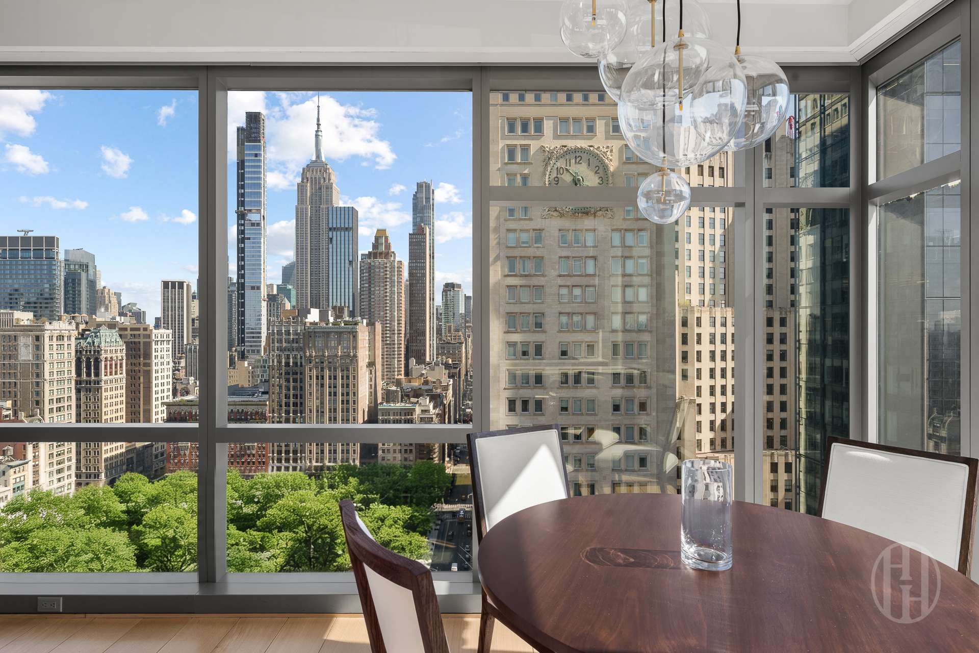 23 E 22nd Street 28B