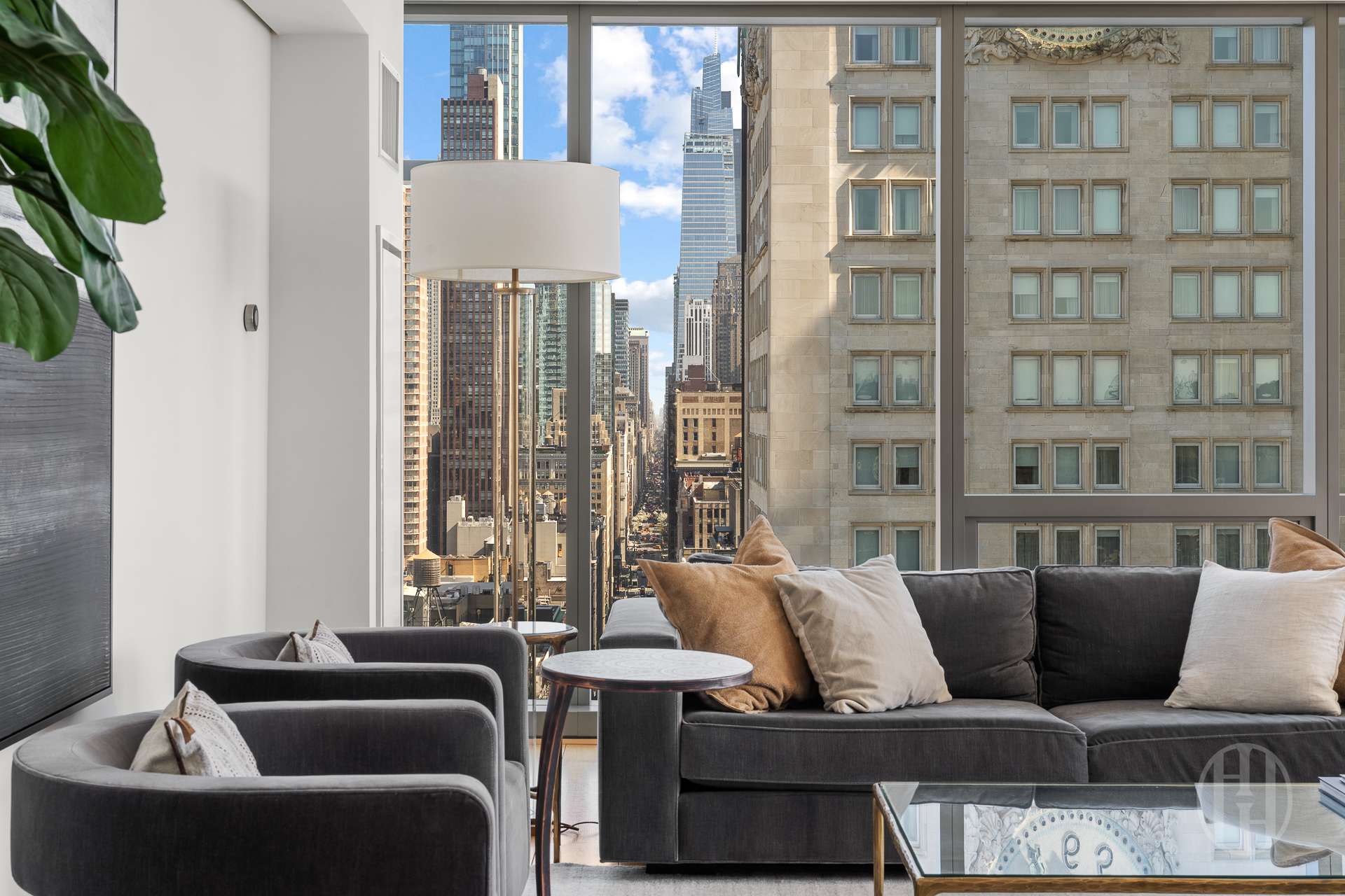 23 E 22nd Street 28B