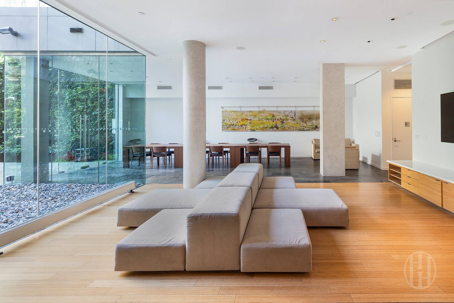 303 E 33rd Street 11E