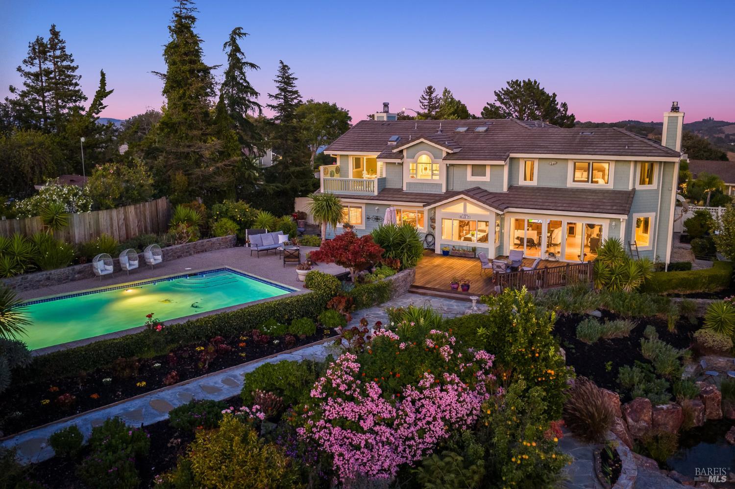 16 Fontana Ct Novato Ca 94945 325082827