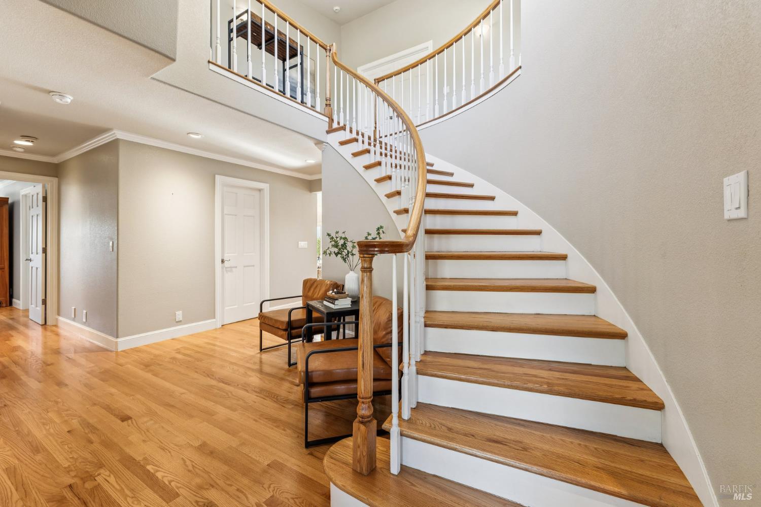 16 Fontana Ct