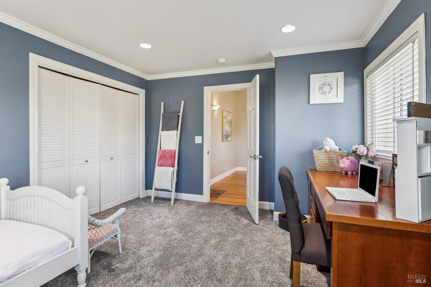 16 Fontana Ct