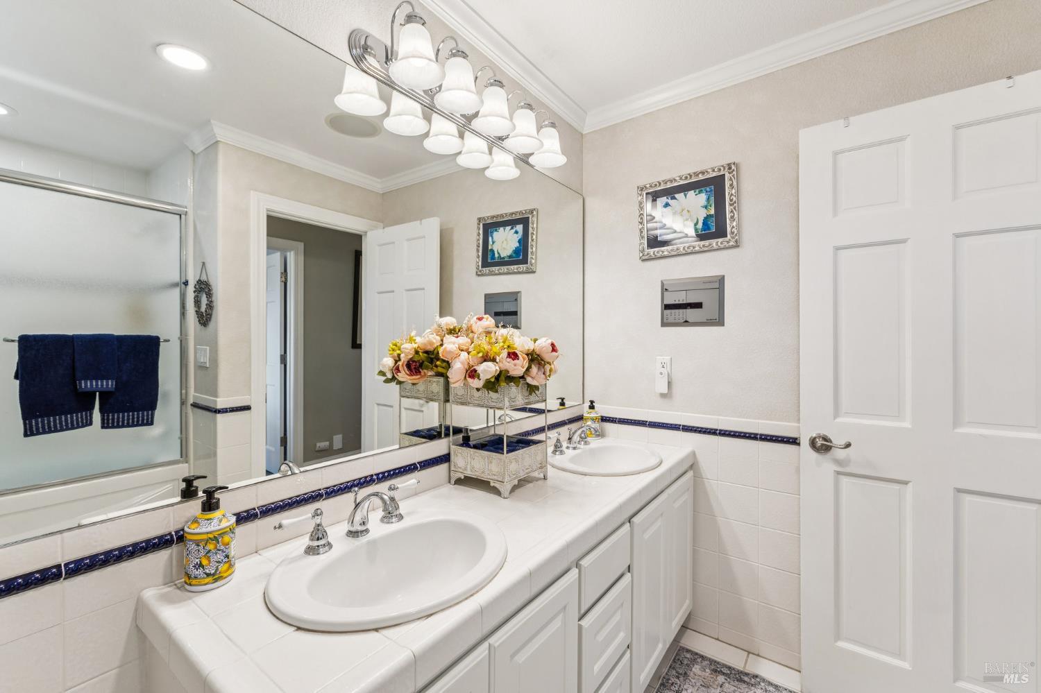 16 Fontana Ct