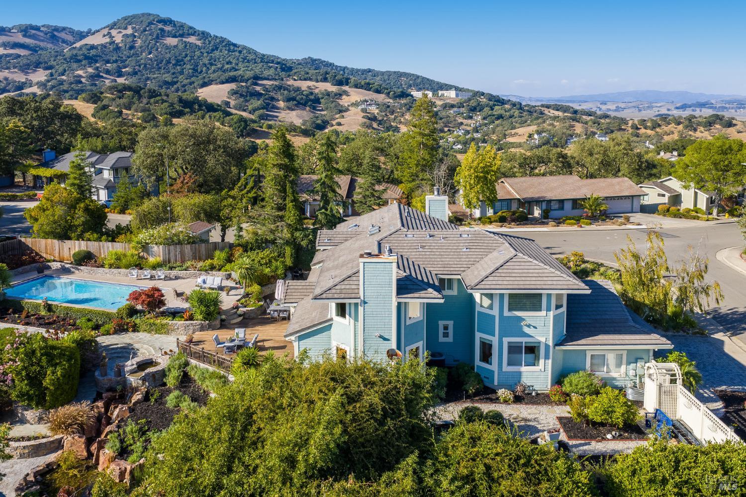 16 Fontana Ct