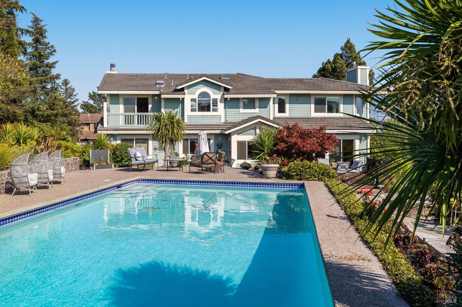 16 Fontana Ct