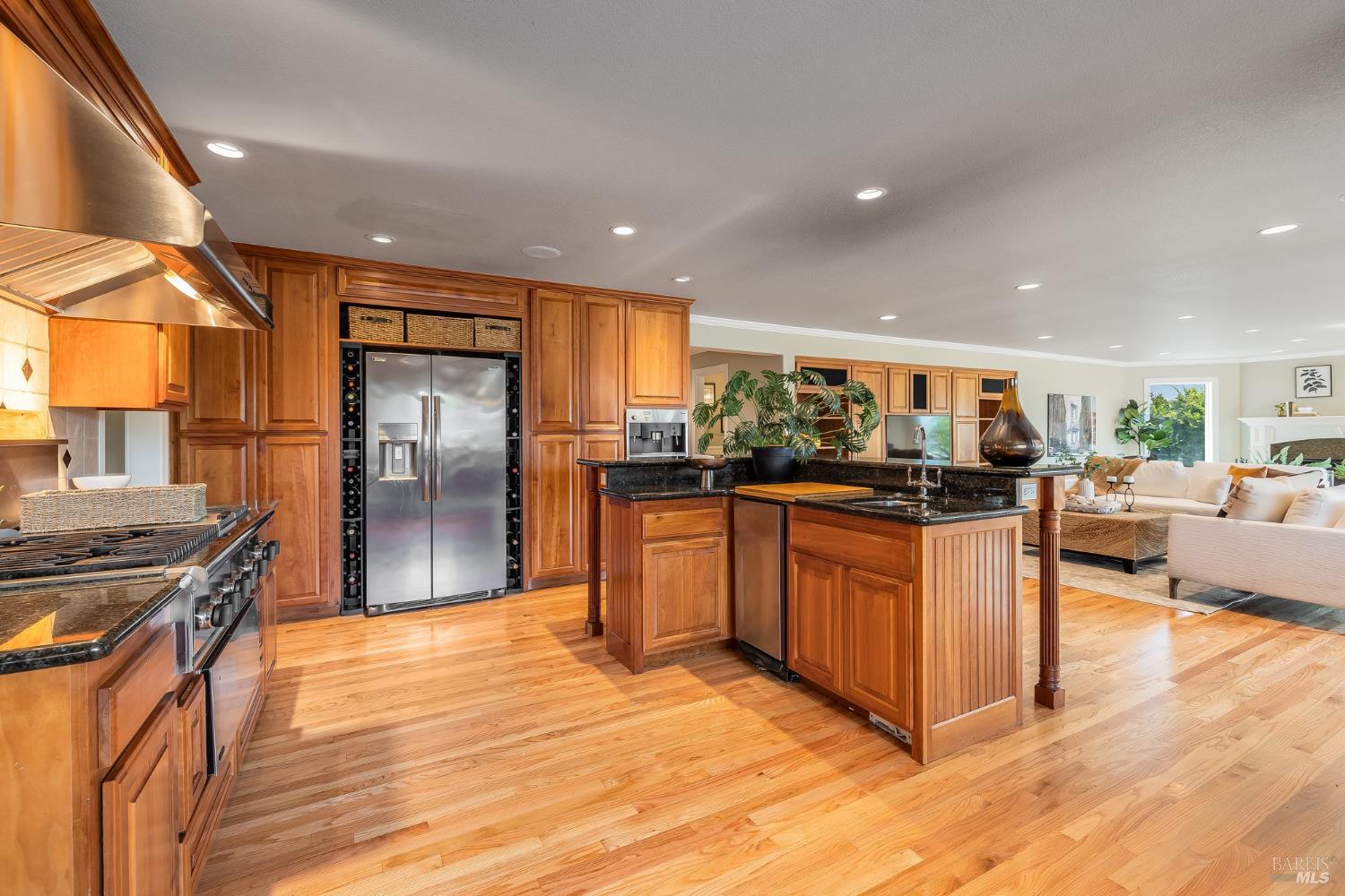 16 Fontana Ct