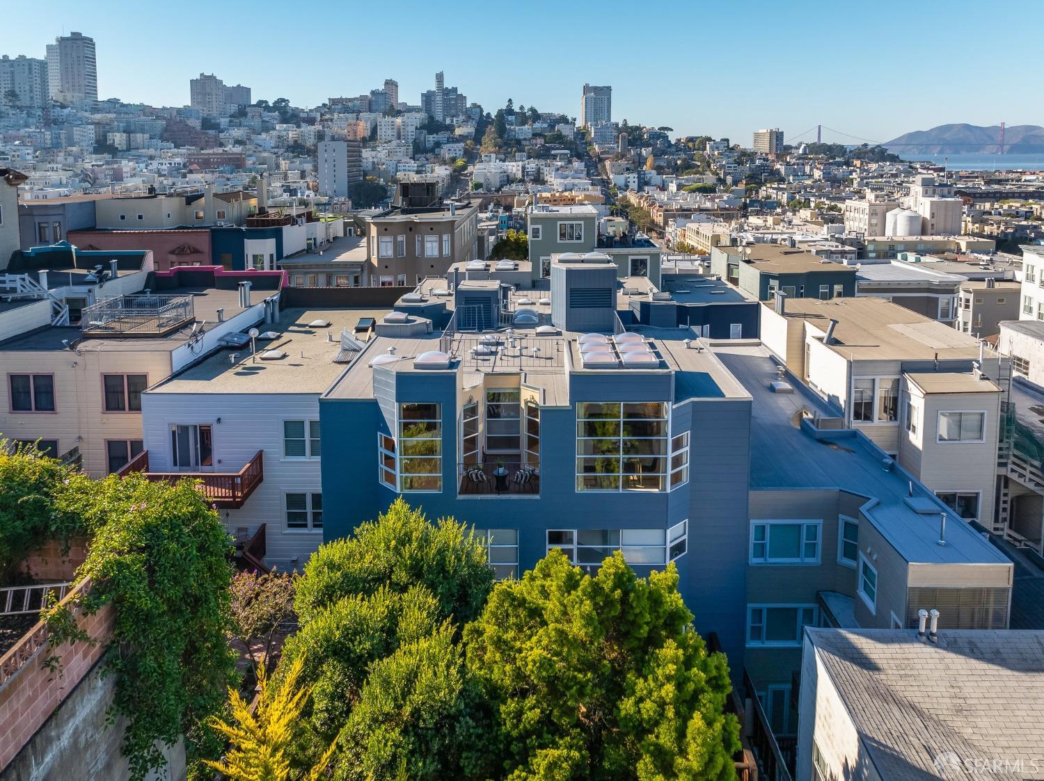 1940 Stockton St #303