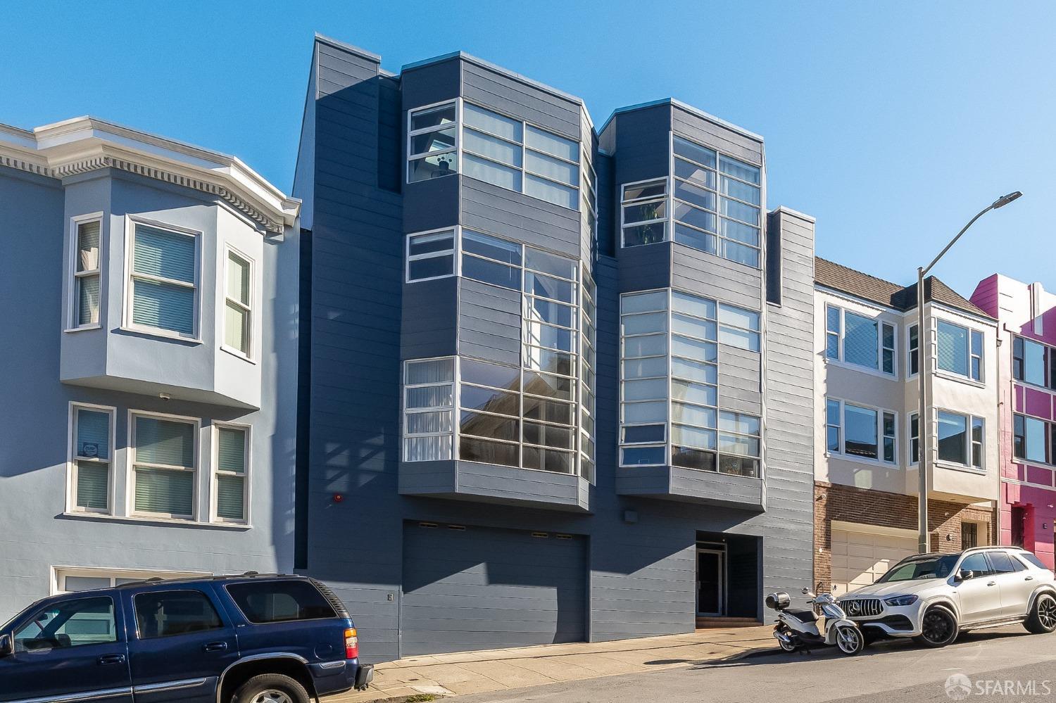 1940 Stockton St #303