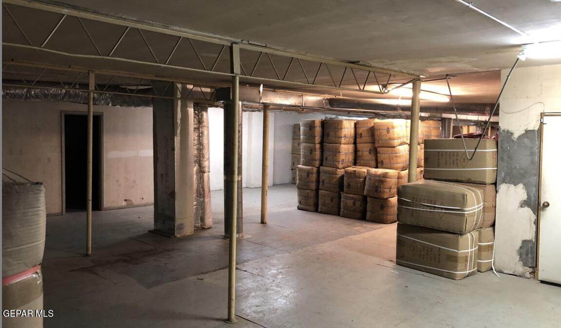 906 S Stanton Street