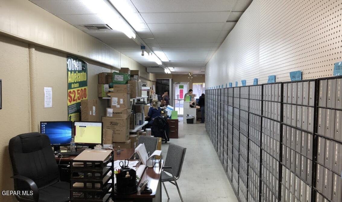 906 S Stanton Street