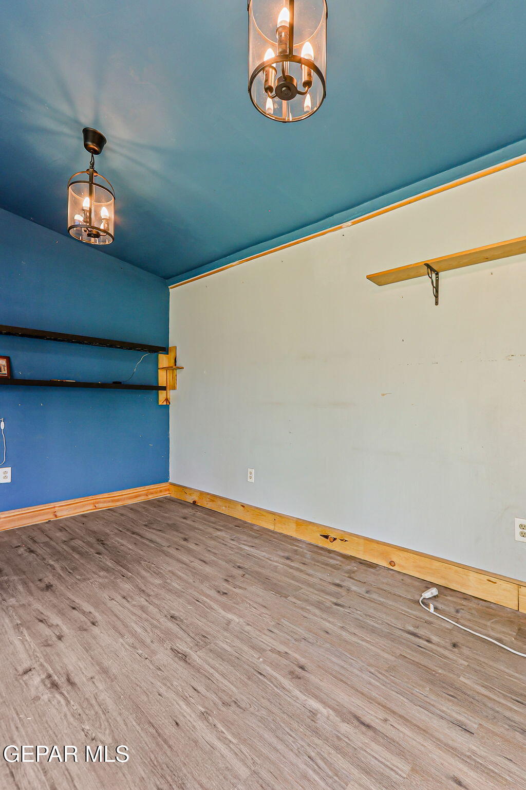 5128 CAMINO DE LA VISTA Drive