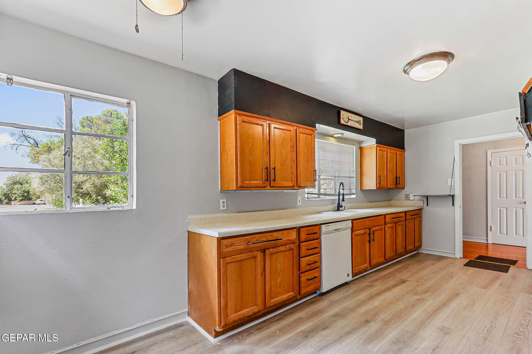 5128 CAMINO DE LA VISTA Drive