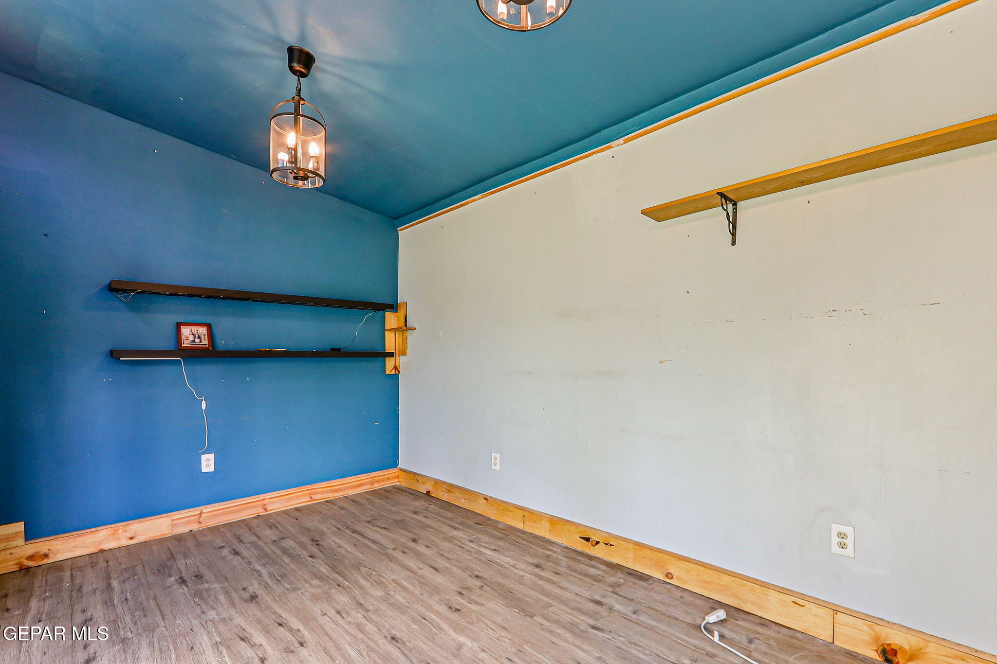 5128 CAMINO DE LA VISTA Drive