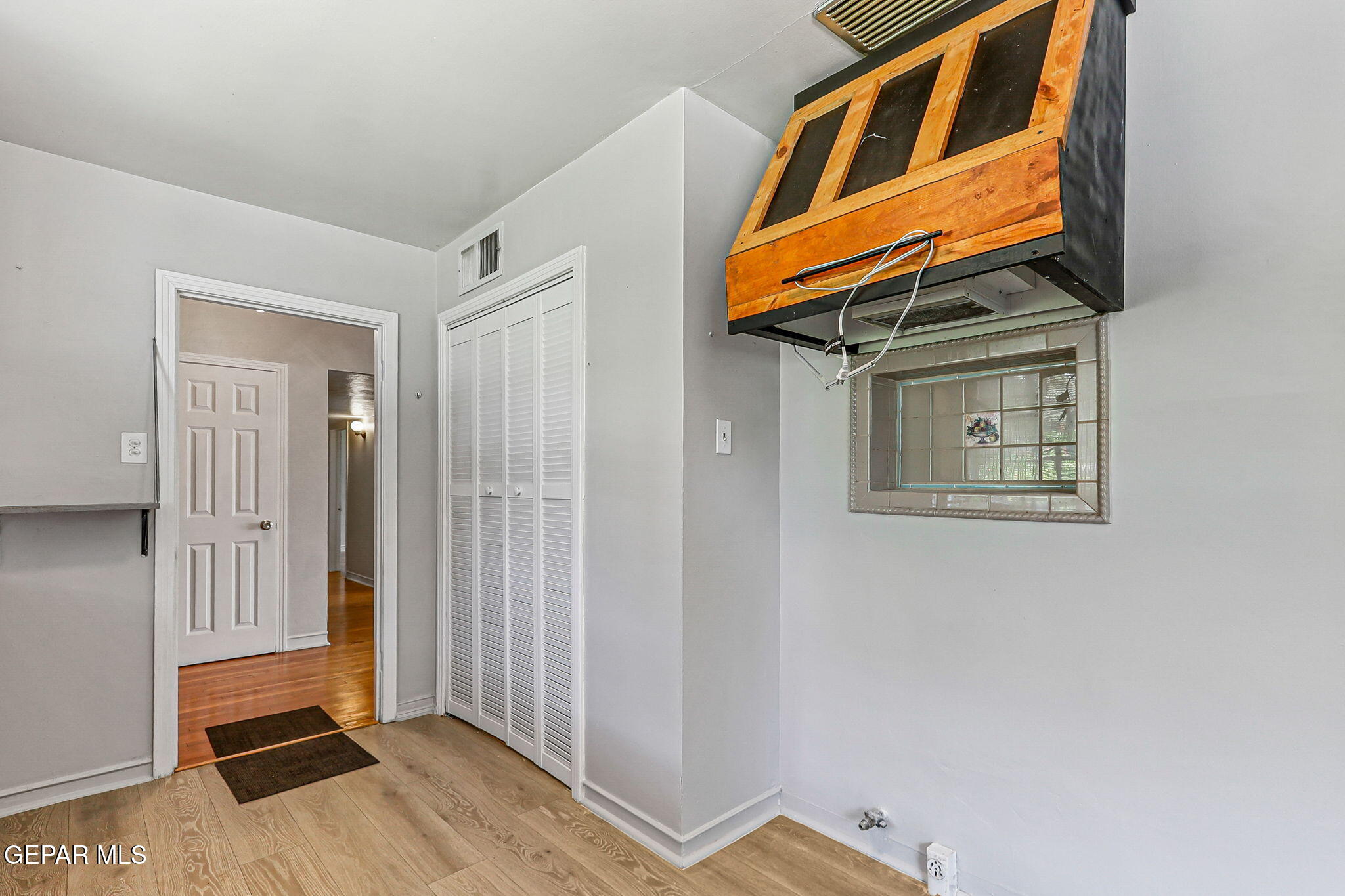 5128 CAMINO DE LA VISTA Drive