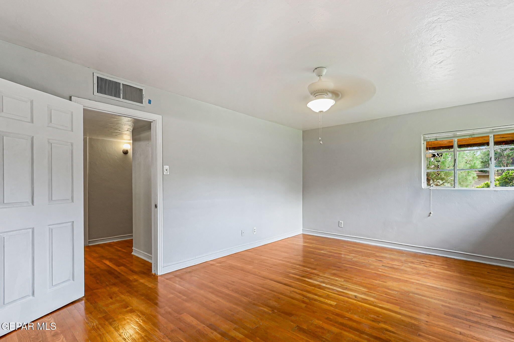5128 CAMINO DE LA VISTA Drive