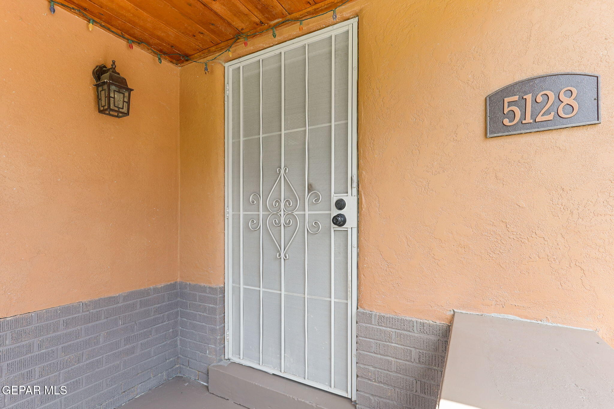 5128 CAMINO DE LA VISTA Drive