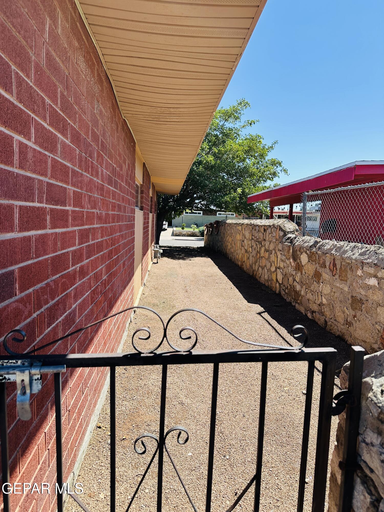 8827 Mount Delano Drive